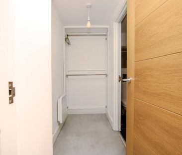 2 bedroom flat to rent - Photo 6