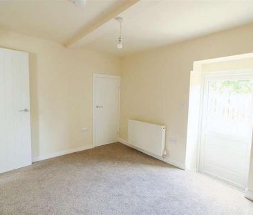 Gib Lane, Skelmanthorpe, Huddersfield, HD8 - Photo 3