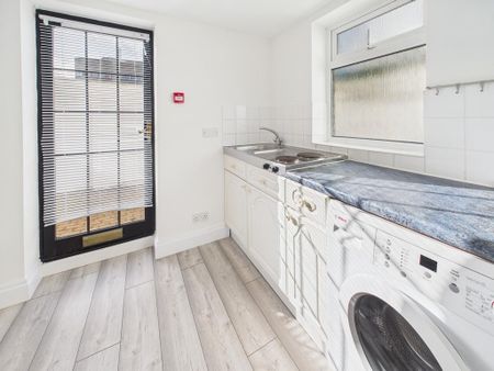 Studio to rent - Photo 4