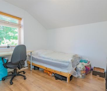 6 bedroom house to rent - Photo 2