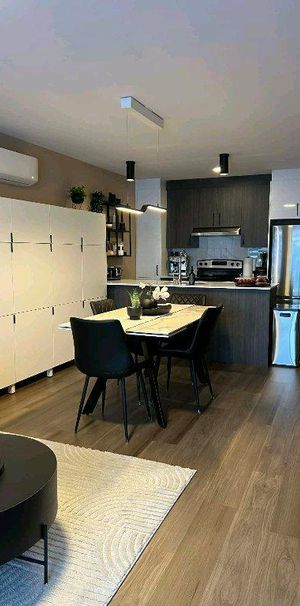 condo 4 1/2 à louer - Photo 1