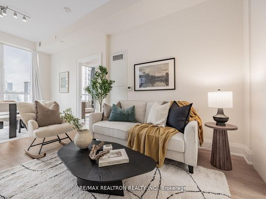 For Lease - 88 Cumberland Street Unit# 1801, Toronto, Ontario - Photo 1