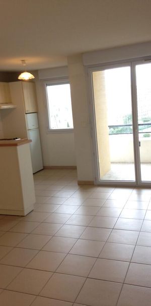 location Appartement T3 DE 61.41m² À CARPENTRAS - Photo 1