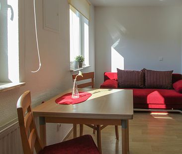 Zentraler geht es nicht ... Möbliertes Single-Apartment mitten in d... - Foto 1