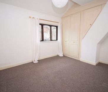 2 bedroom terraced house to rent - Photo 2