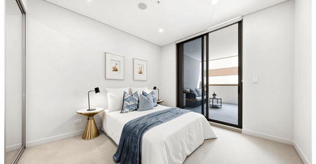 Unfurnished Peaceful Two-Bedroom Apartment with Separate Study - Photo 2