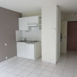 Location appartement studio 1 pièce 19 m² à Rodez (12000) - Photo 2