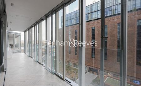 2 Bedroom flat to rent in Circus Road West, Nine Elms, SW11 - Photo 2