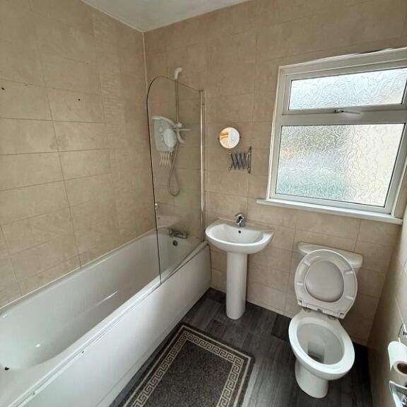 18 Garland Ave, Lurgan, BT66 6JH - Photo 1