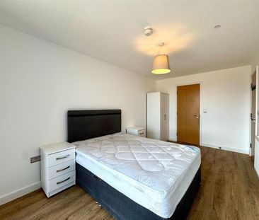 2 bedroom apartment to rent - Photo 3