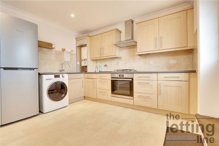 2 bedroom apartment to rent - Photo 4