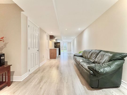 For Lease - 57 Collin Court, Richmond Hill, Ontario - Photo 1