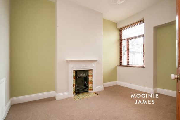 4 bedroom terraced house to rent - Photo 1