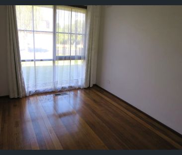 HOME IN QUIET COURT LOCATION - Photo 5