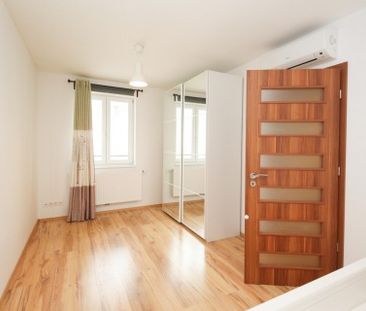 Szerb utca - Fotó 5