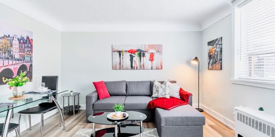 Warm and cozy 1 bedroom apartment - Grove St - Available Immediately - Photo 3