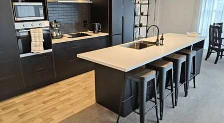 Family Living - Photo 2