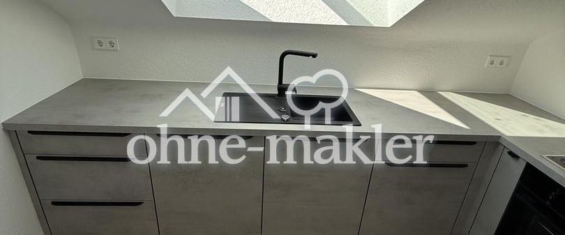Moderne 3 Zimmer DG-Wohnung in Kornwestheim - Photo 1