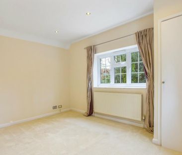 Kingswick Drive, Sunninghill, Berkshire - Photo 3