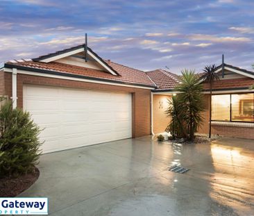 22B Halcyon Way, ATWELL WA 6164 - Photo 2