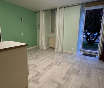 Appartement T1 près de CHERAC à louer - Photo 1