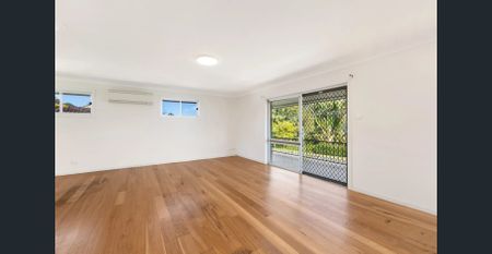 Modern Family Home in a Quiet Goonellabah Location - Photo 2