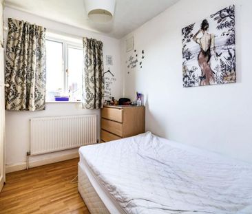 Room in a Shared Flat, Dannison Avenue, M20 - Photo 1