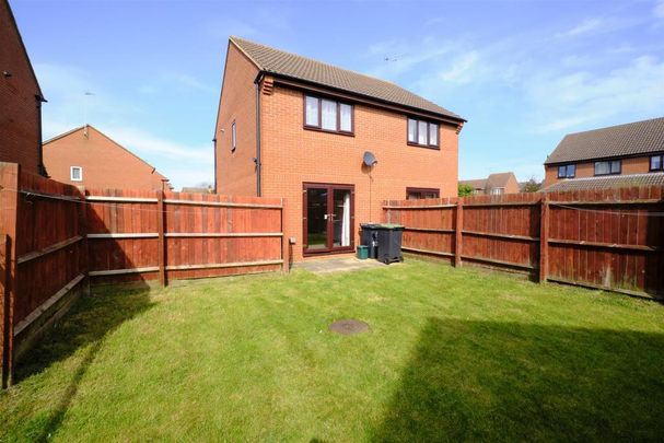 2 bedroom semi-detached house to rent - Photo 1