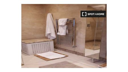 Room for rent in 2-bedroom house in Dublin - Photo 4