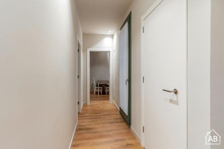 Stylish 1-Bedroom Apartment with Private Balcony - Photo 2