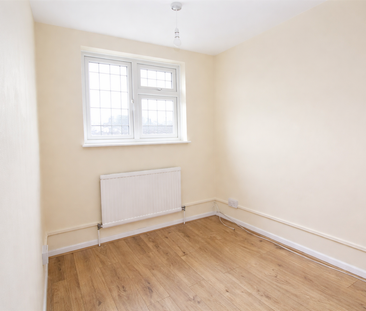4 bedroom terraced house to rent - Photo 4