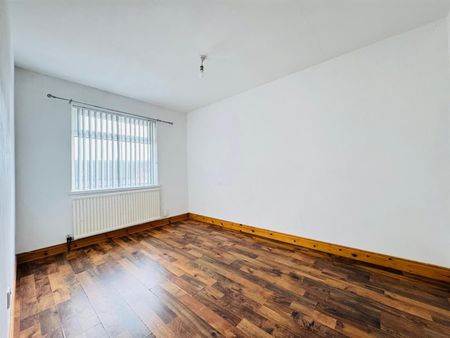 105 East Way, Rathcoole, - Photo 3