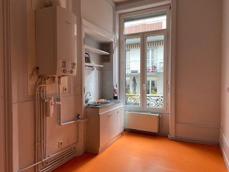 APPARTEMENT T3 A LOUER - Photo 4