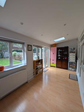 Ashfield Road, East Acton, London, W3 7JJ - Photo 4