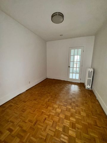 For Lease - 1077 Bathurst Street Unit# 2, Toronto, Ontario - Photo 2