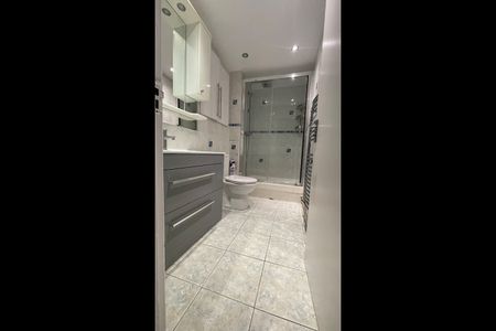 Room in a Shared Flat, Gaysley House, SE11 - Photo 4