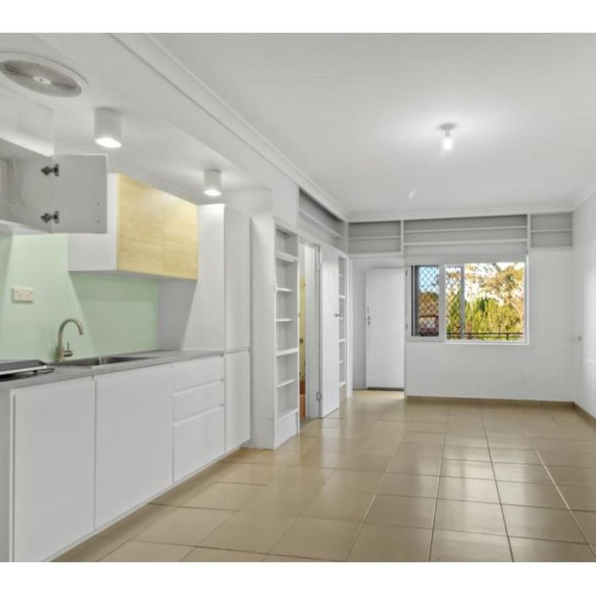 1 / 149 Mount Keira, Mount Keira, NSW 2500 - Photo 1