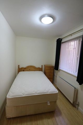 88 Cromwell Road, Belfast, BT7 1JY - Photo 5