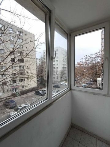 Dristor etaj 2 semidecomandat - Photo 5