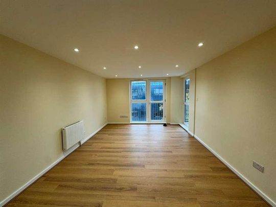 Fazely Court, W9 - Photo 1