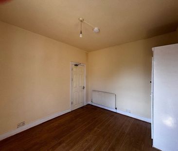 Room in a Shared House, Margery Park Road, E7 - Photo 3