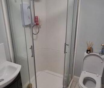 Apt 1, 23 Fitzroy Avenue, Belfast, BT7 1HS - Photo 1