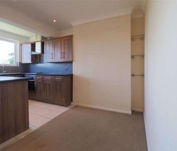 Lyonsdown Road, New Barnet, Barnet, Hertfordshire, EN5 - Photo 6