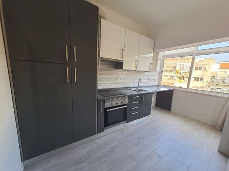 Apartamento T2 em Setúbal - Foto 2