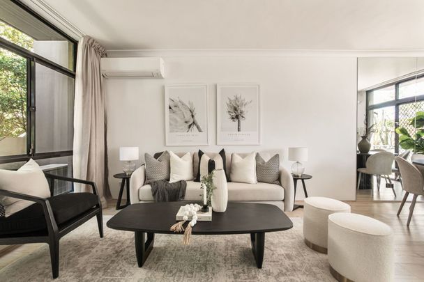 Three Bedroom Townhouse with Parking - Unfurnished - Photo 1