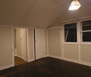 Pymble - Photo 1