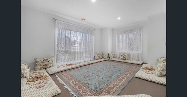 Easy Family Living - Photo 1