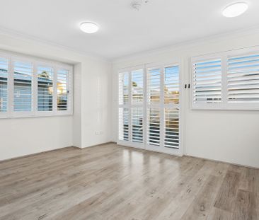 Effortless Living&comma; Opposite Kurnell Beach - Photo 3