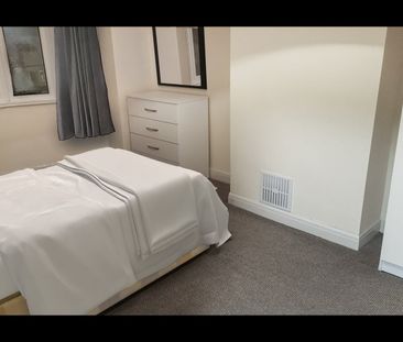 Room in a Shared House, Old Oscott Hill, B44 - Photo 6