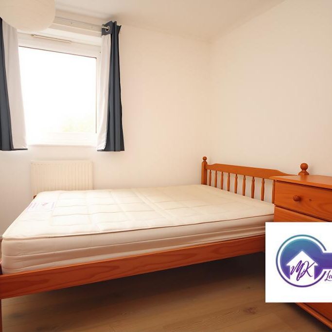 5 Bedroom Room in Flat Share To Rent - Photo 1